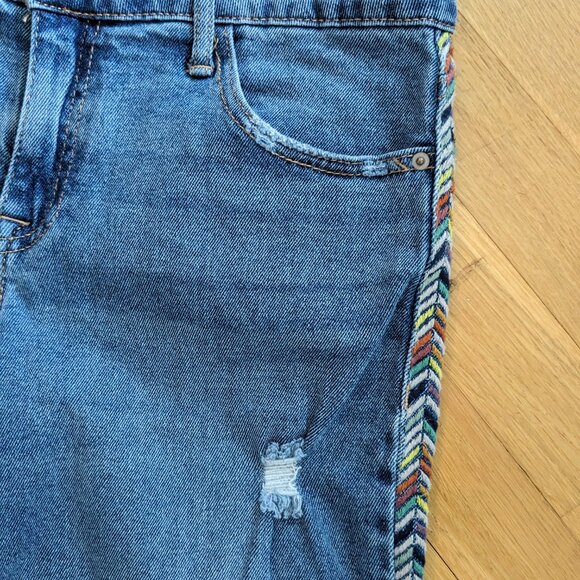 Distressed Knox Rose Jeans w/Embroidery - SZ 6 - Picture 6 of 9